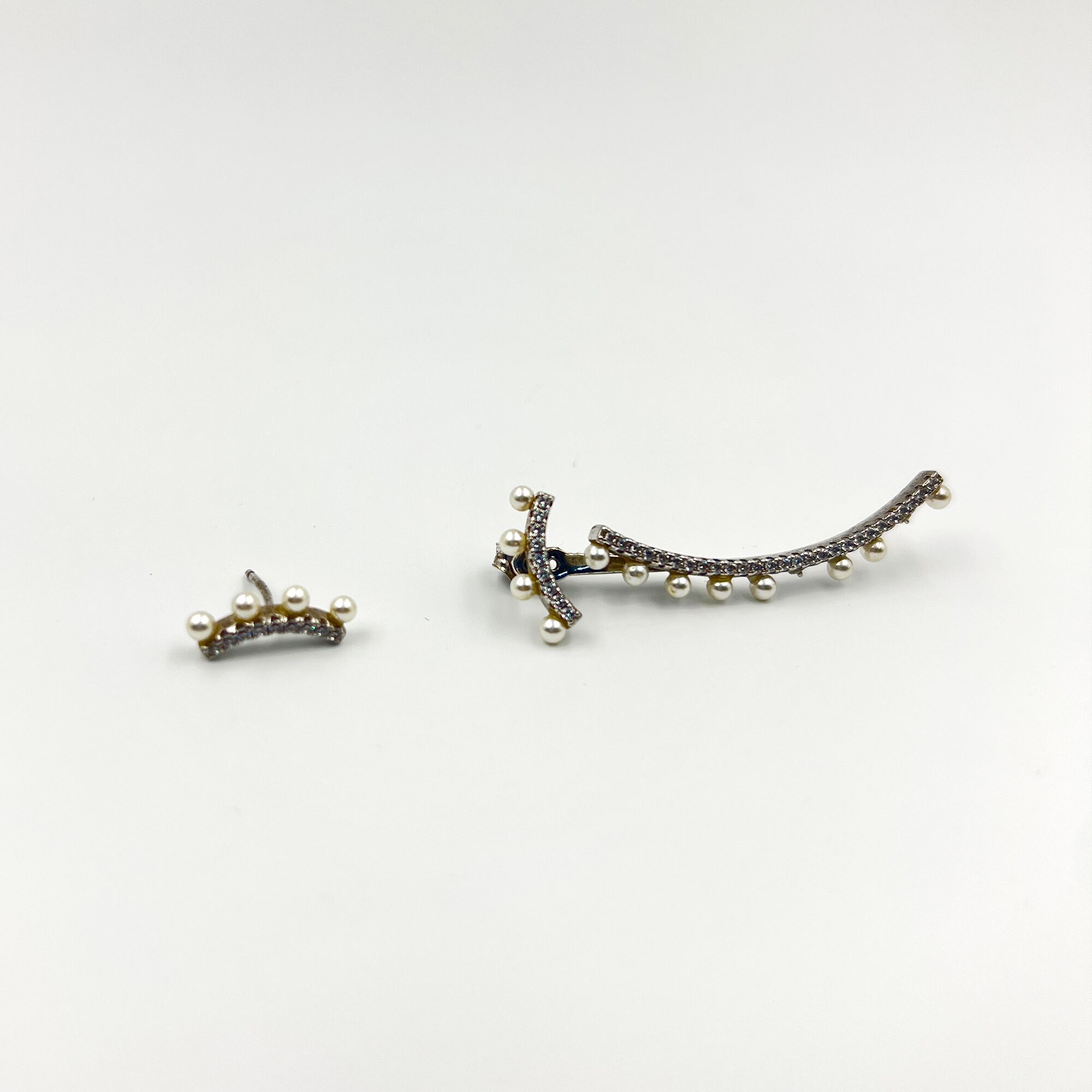 109 Moon Crest Earrings from ekatvajewls