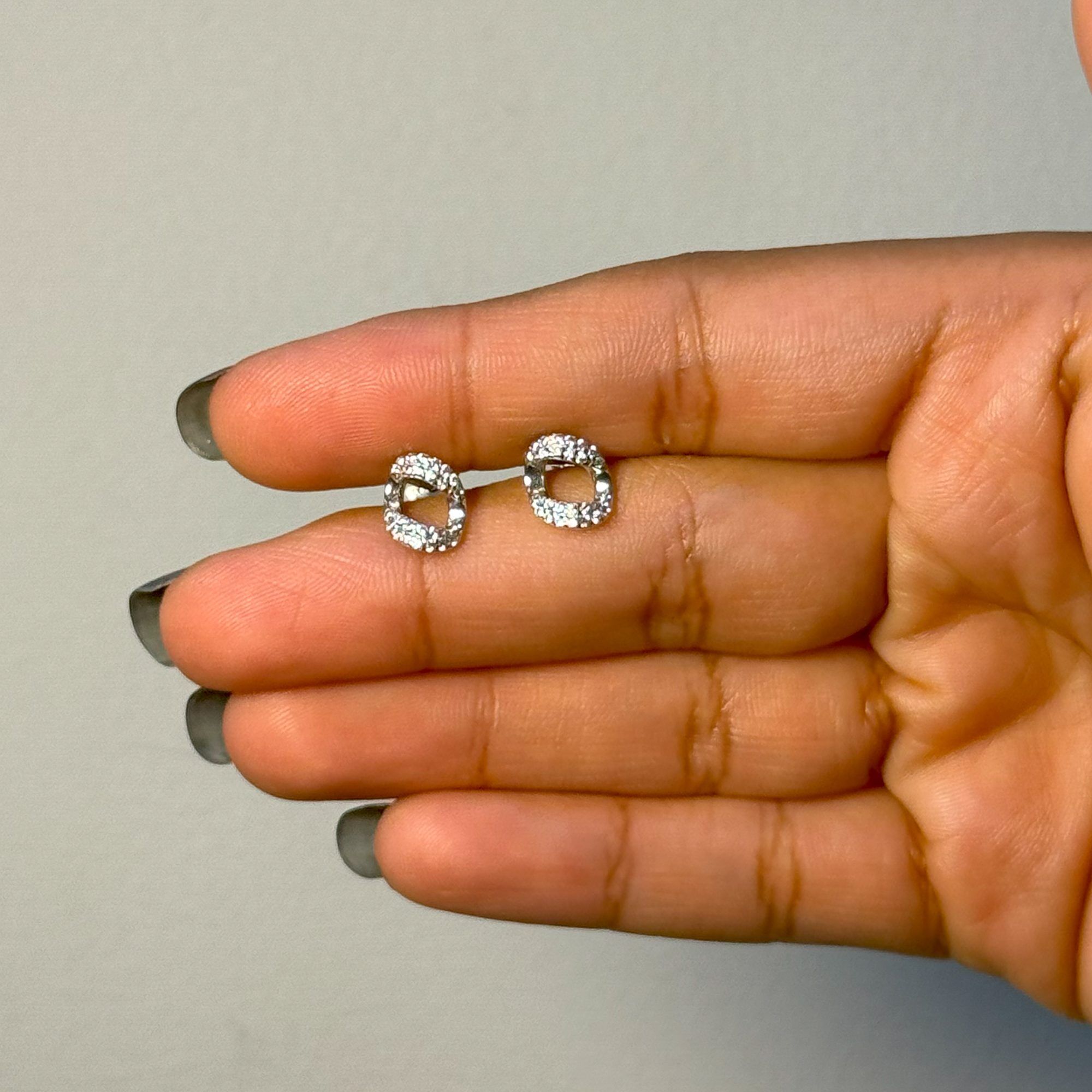 118 Urban Loop Pendant Set from ekatvajewels