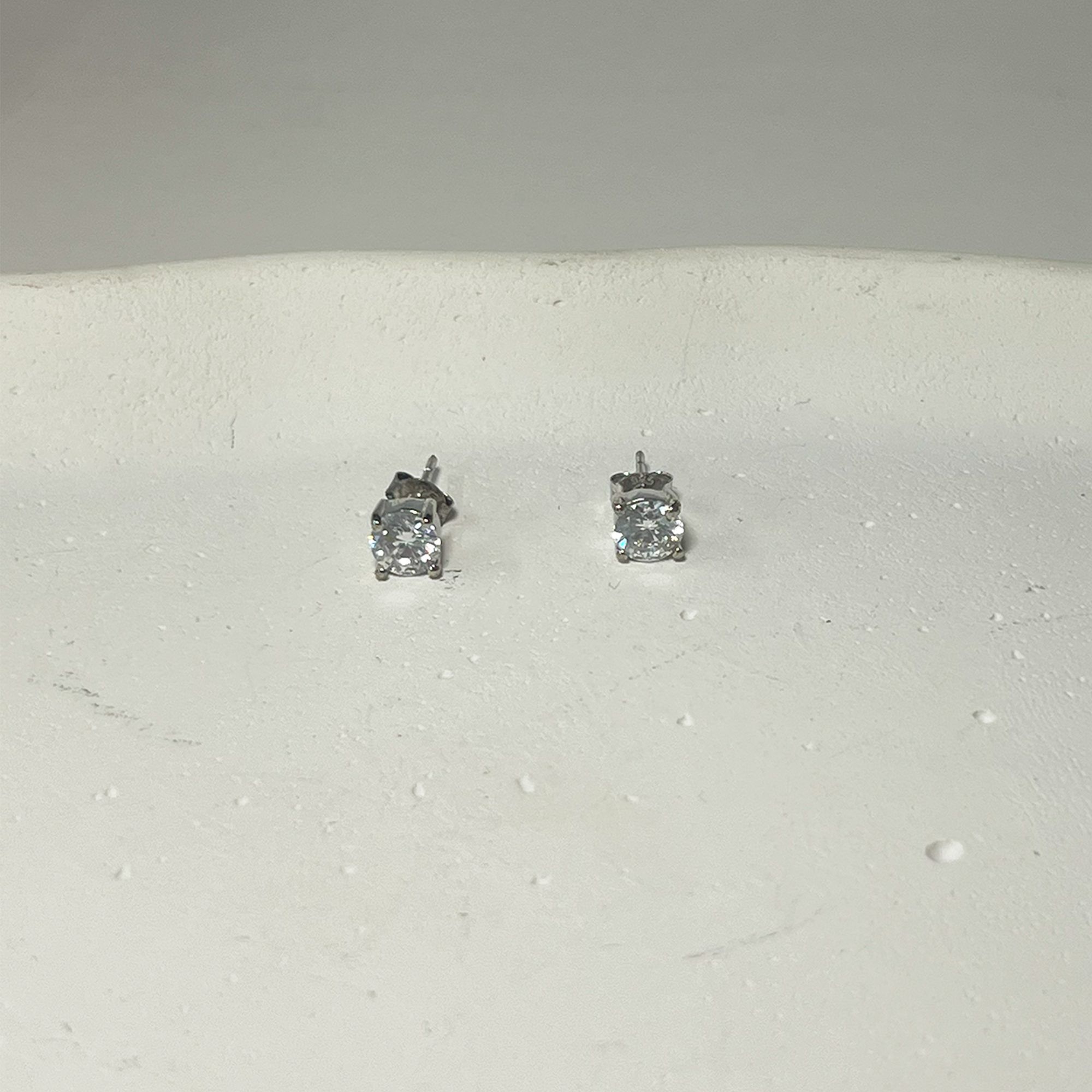 177 Solara Frost Pendant Set from ekatvajewels