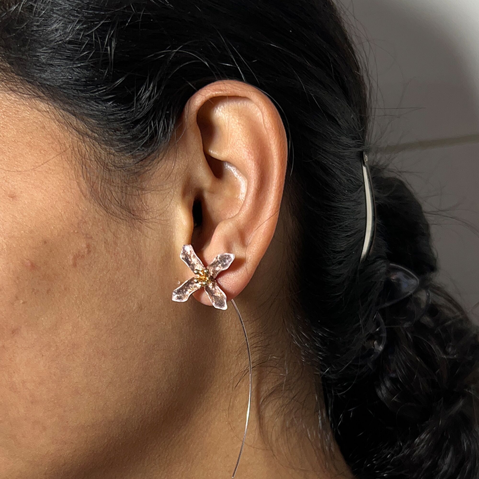 147 A boquuet of flower earrings from ekatvajewls