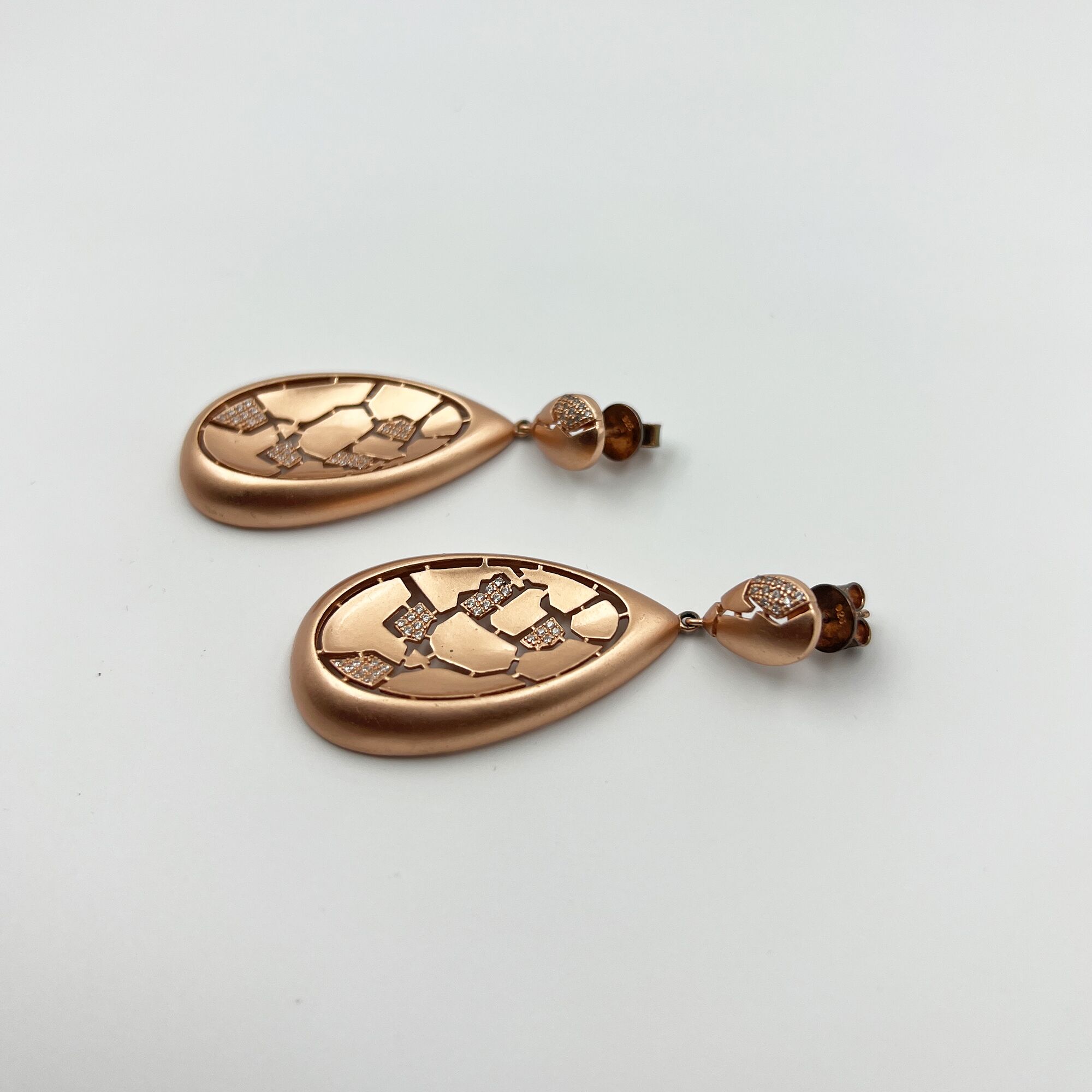 23 Tears of Gold Earrings from ekatvajewls