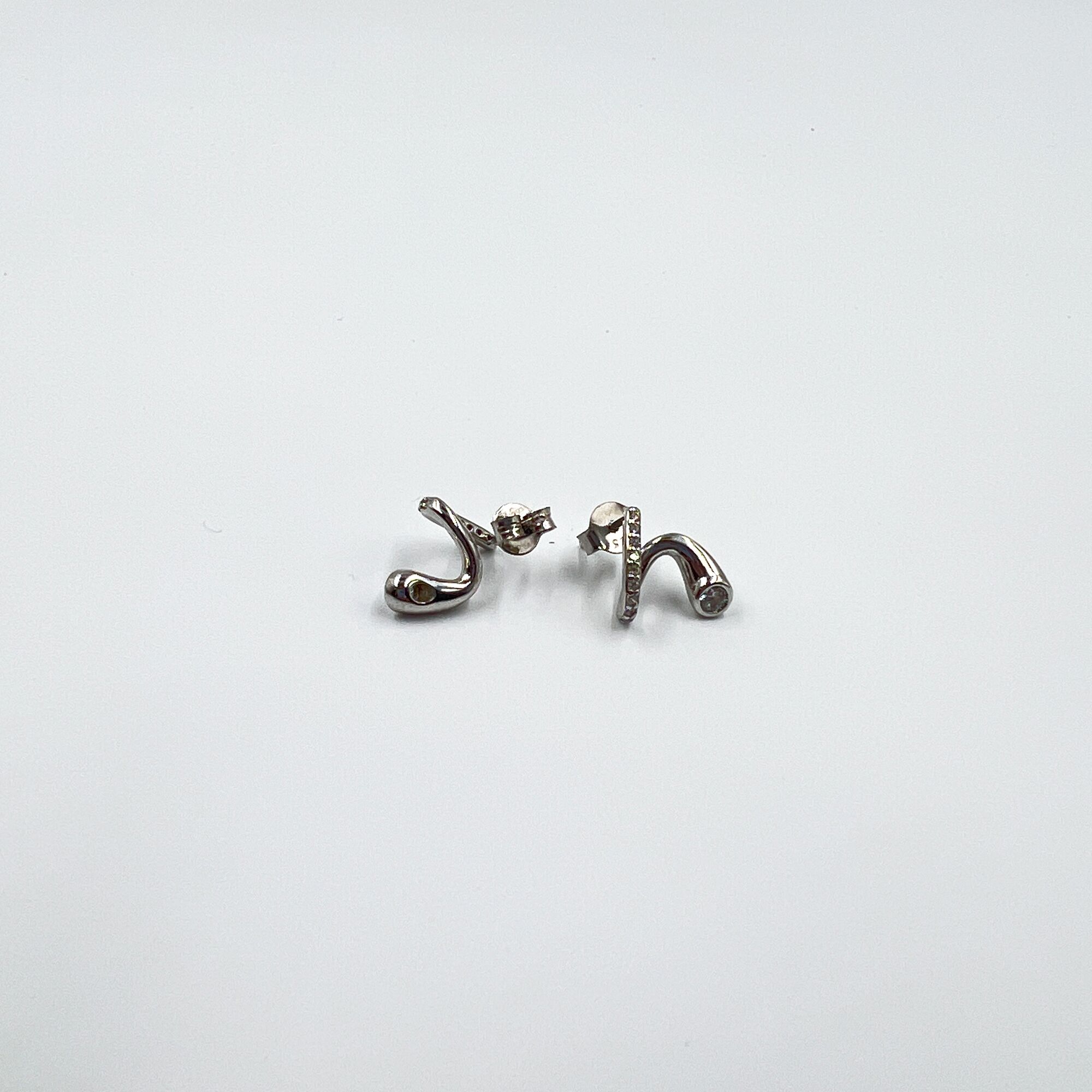 Shooting Star Earrings from ekatvajewls