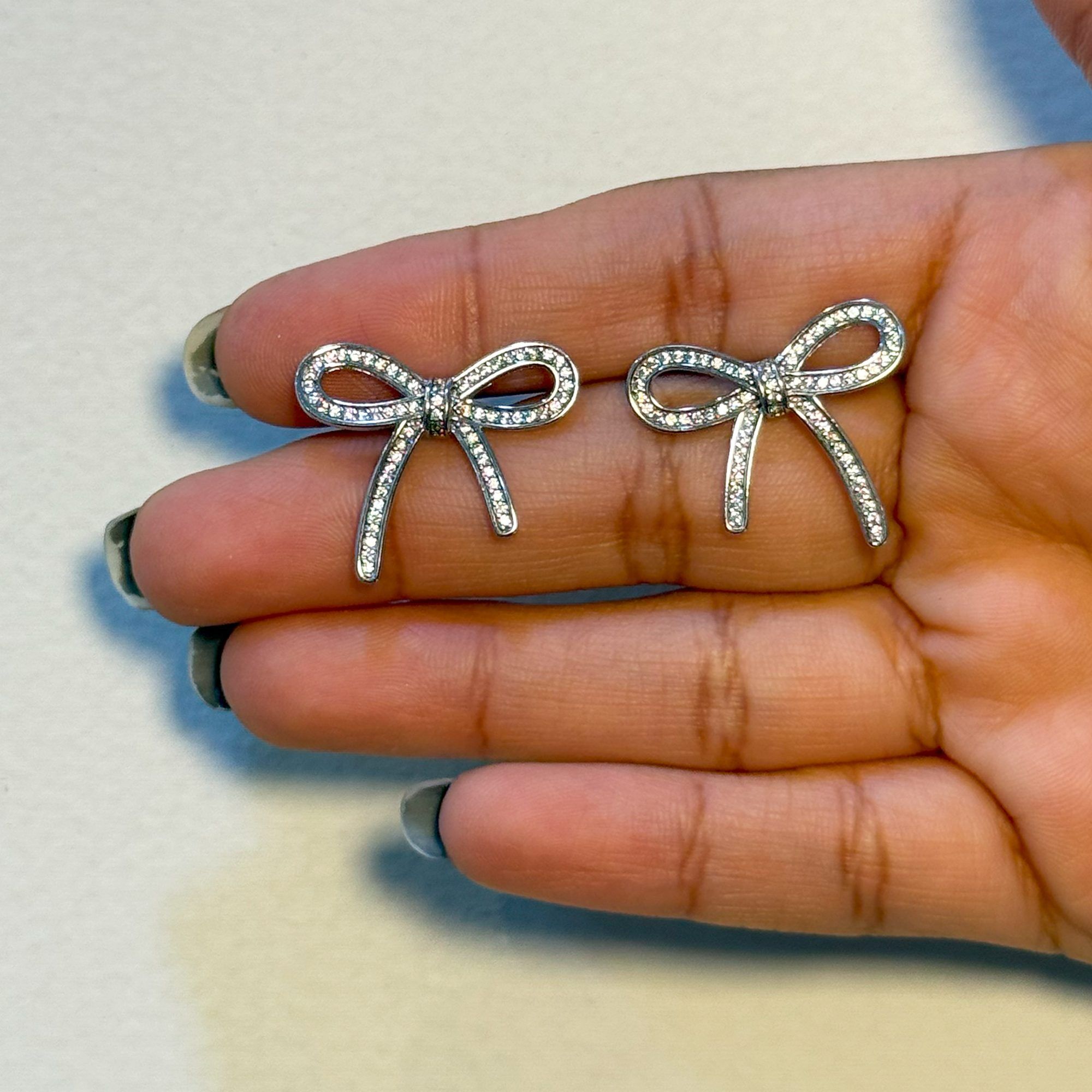 100 Coquette Charm Pendant Set from ekatvajewels