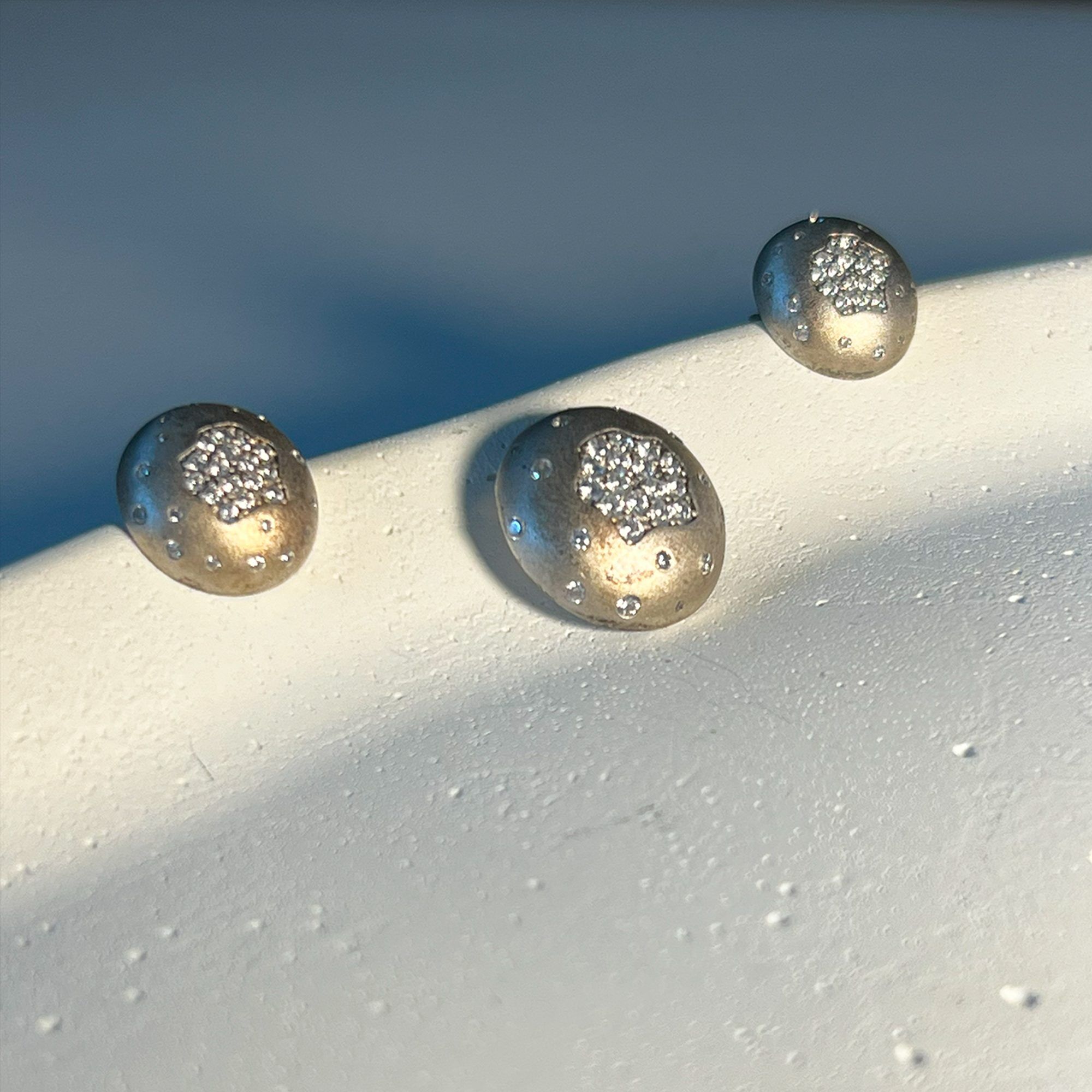 Lunar Glow Pendant Set from ekatvajewels