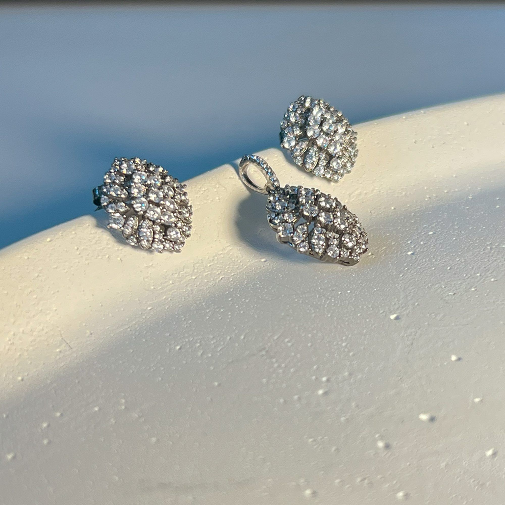 37 Aira Bloom from ekatvajewels